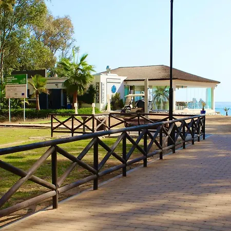 Apartman In El Presidente Side New Golden Mile Estepona