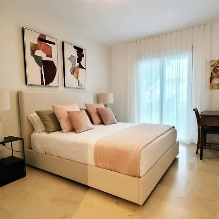 In El Presidente Side New Golden Mile דירה