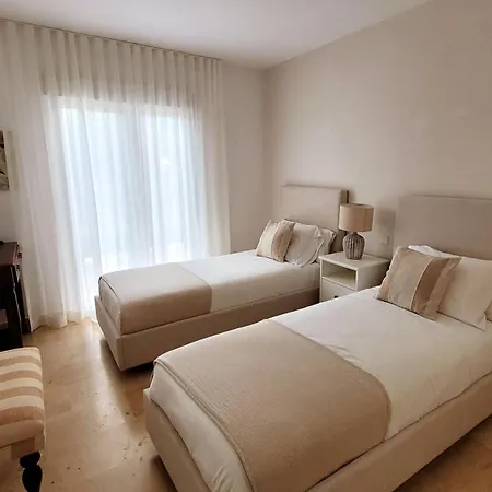 In El Presidente Side New Golden Mile Apartman *