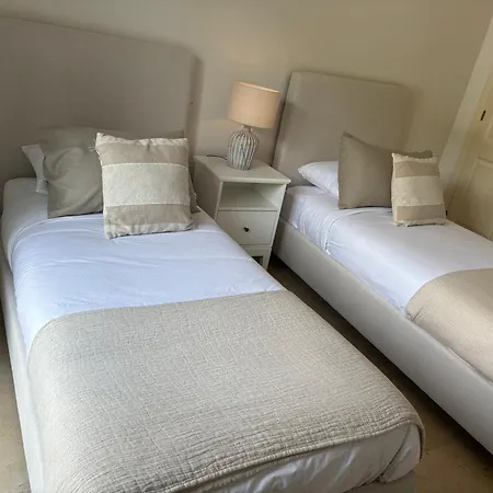 Apartment In El Presidente Side New Golden Mile Estepona