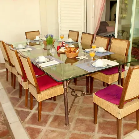 Апартаменти In El Presidente Side New Golden Mile *