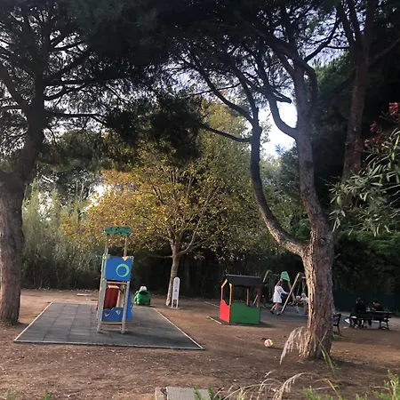 In El Presidente Side New Golden Mile Апартаменти