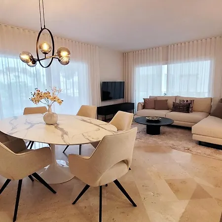 In El Presidente Side New Golden Mile Appartement