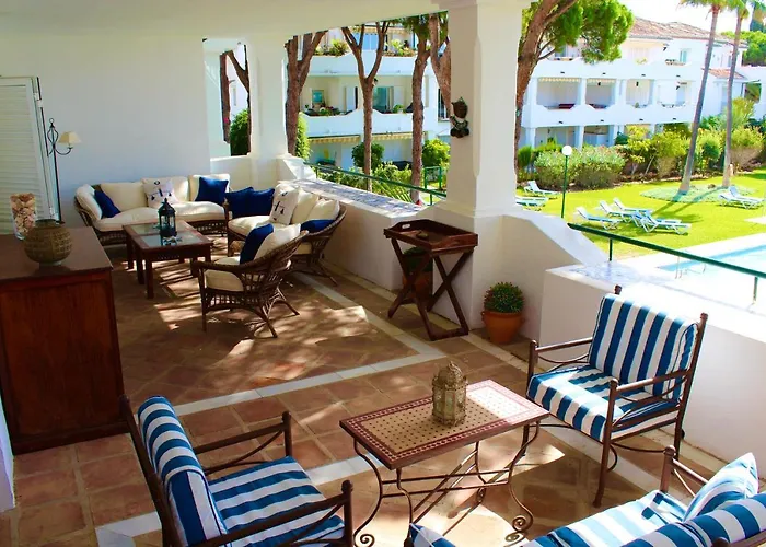 In El Presidente Side New Golden Mile * Estepona