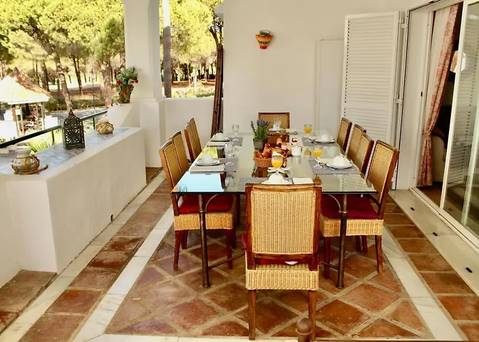 Appartement In El Presidente Side New Golden Mile Estepona