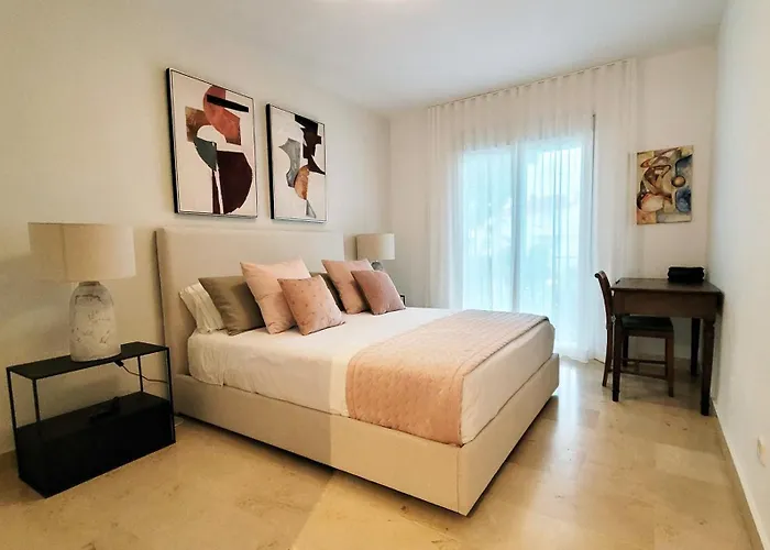 In El Presidente Side New Golden Mile Appartement